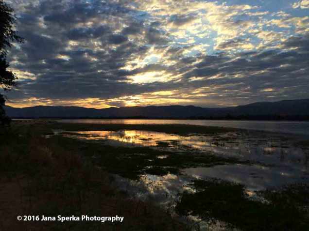 Sunset-Mana-Poolsweb